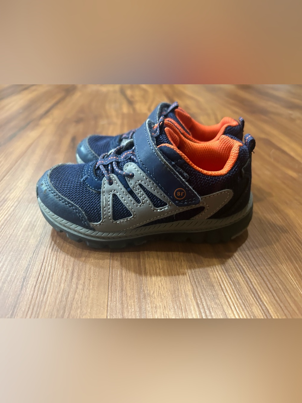 Stride Rite toddler boys sneaker - Picture 2 of 3